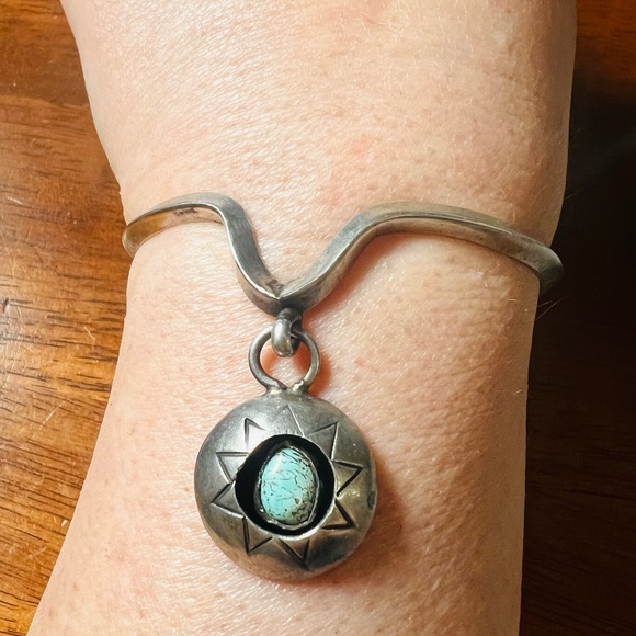 Turquoise Shadowbox Pendant on a Sandcast Sterling Silver 925 Cuff Bracelet - Picture 1 of 5